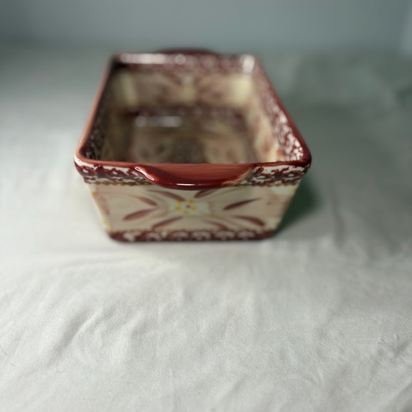 Temptations By Tara Ovenware Baking Loaf Pan Old World Cranberry/Red 1.5 Qt. - Picture 5 of 8